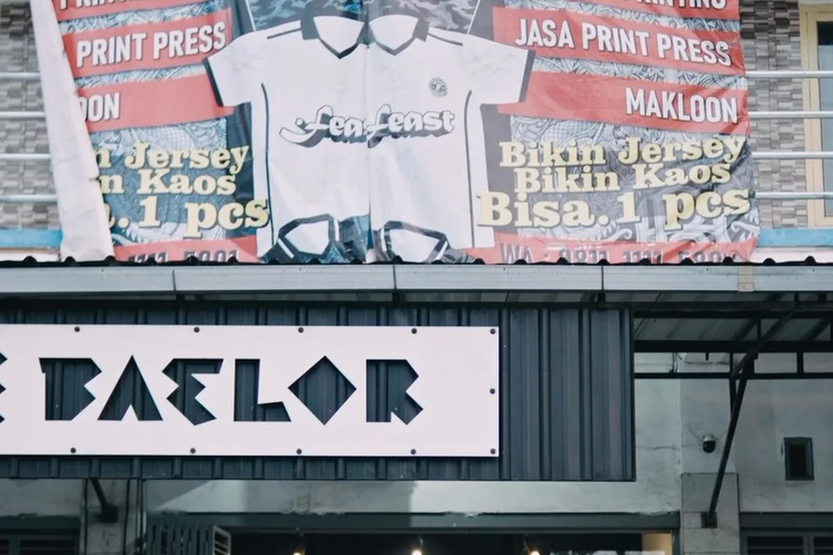 Jasa Sablon Manual Kaos Polos di Lamongan: Tempat, Harga Per Lusin, dan Tips Order 2026