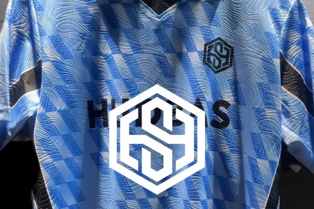 Jersey Casual Custom: Tren Fashion 2026, Bahan, Desain, dan Estimasi Harga